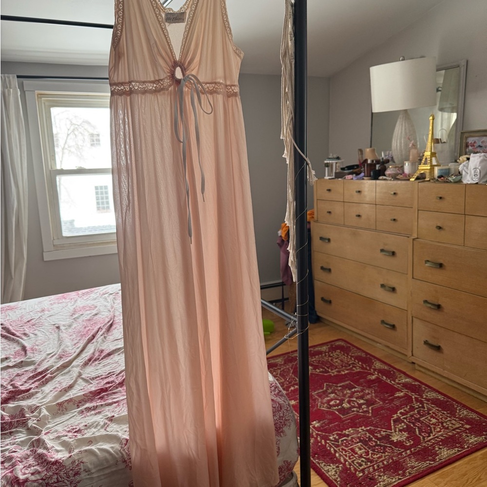 Vintage Miss Elaine Blush Lace Trim Chemise